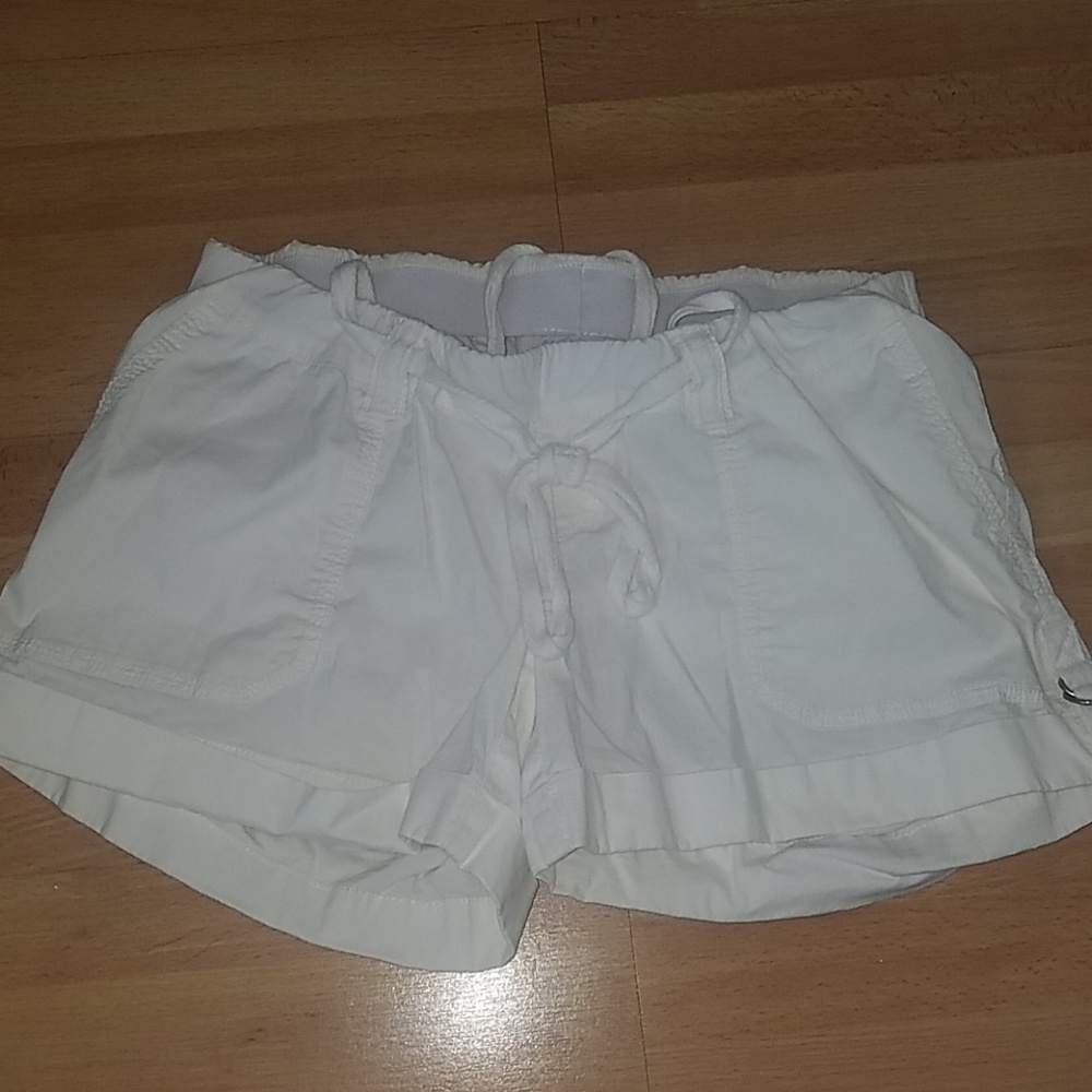 Maternity shorts